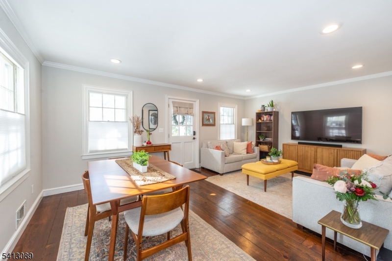 Murray Hill Square - Residential