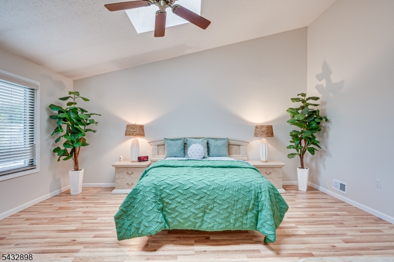 Old Bridge Commons - Residential