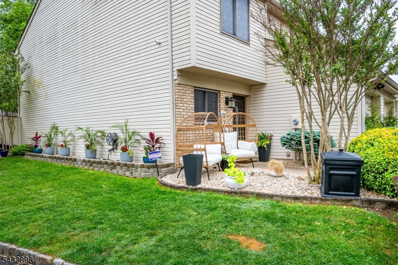 Old Bridge Commons - Residential
