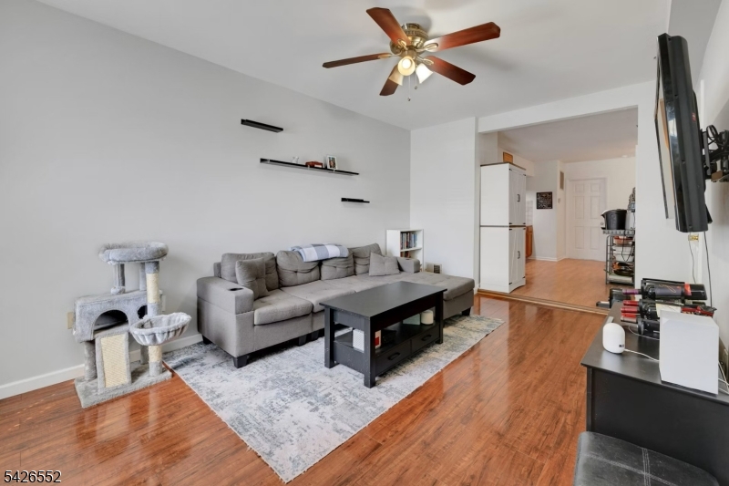 Oak Street Commons - Residential