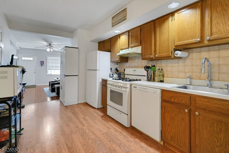 Oak Street Commons - Residential