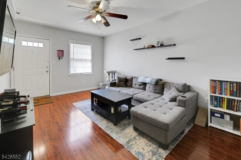Oak Street Commons - Residential
