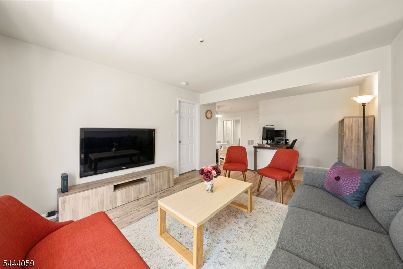 Madison Village Condo ass - Residential