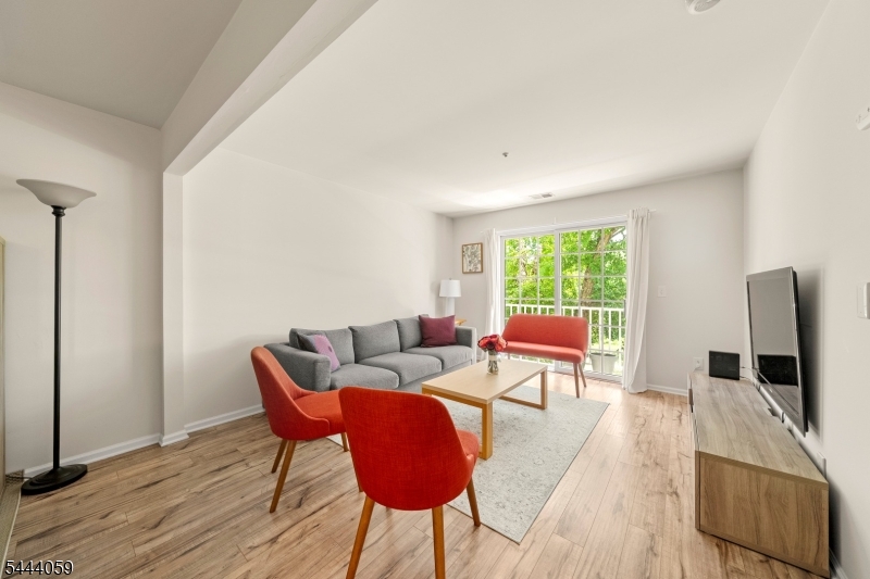 Madison Village Condo ass - Residential