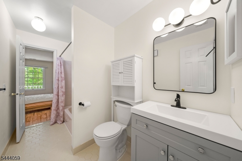 Madison Village Condo ass - Residential