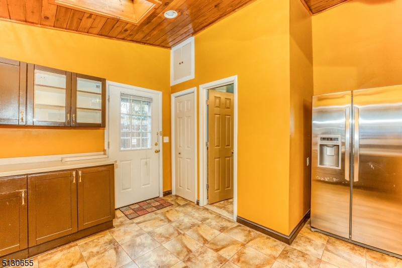 Rock Ridge - Residential Lease