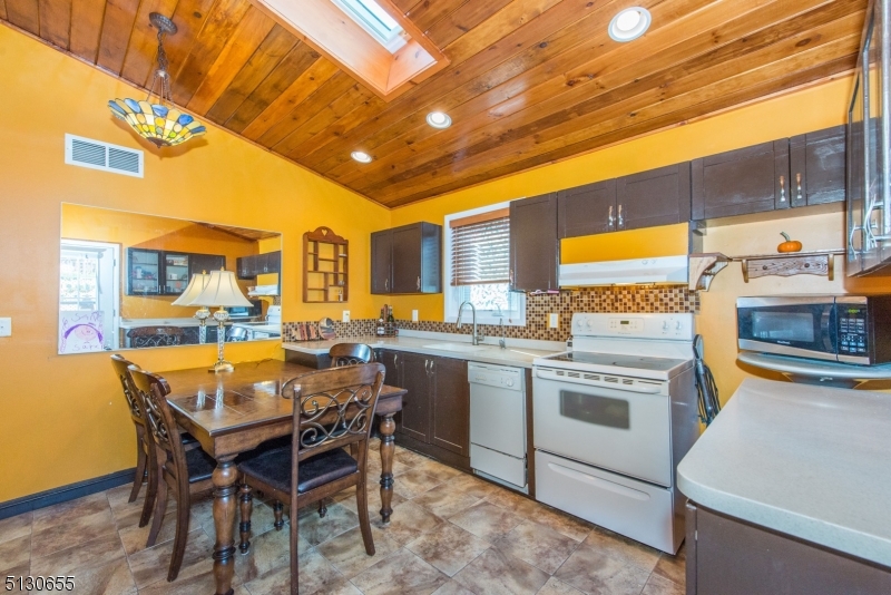 Rock Ridge - Residential Lease