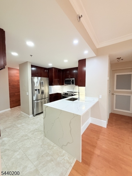 CBD-2 - Residential