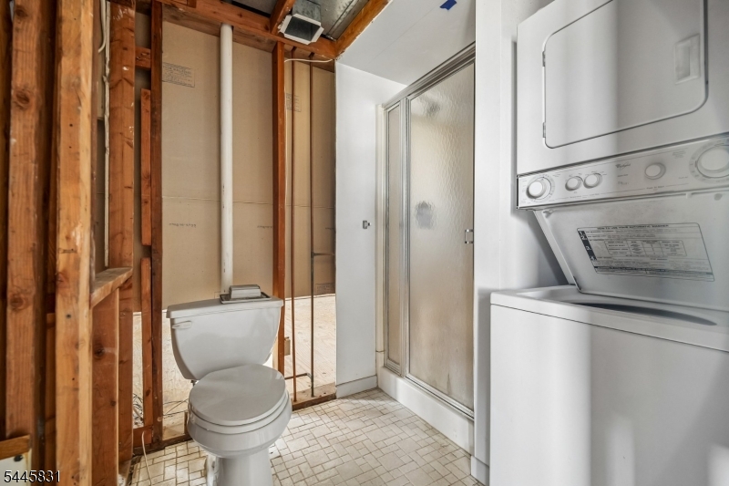 Millburn Manor - Residential