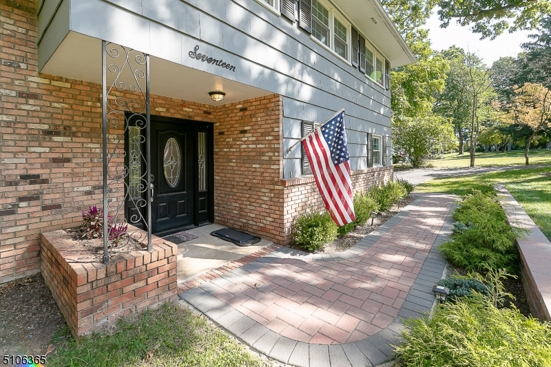 BIRCH RUN - Residential