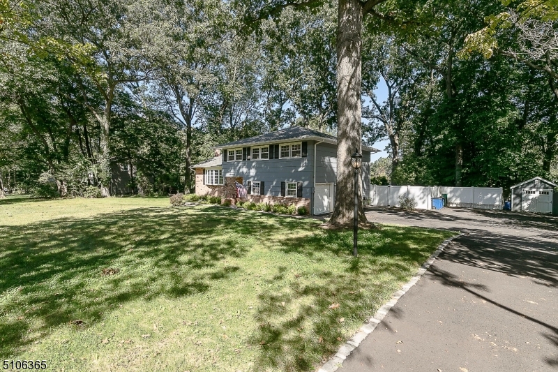 BIRCH RUN - Residential