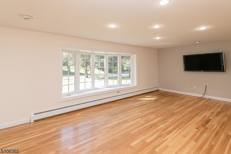 BIRCH RUN - Residential
