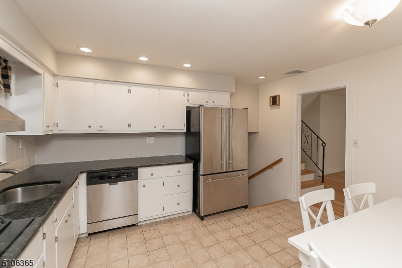 BIRCH RUN - Residential