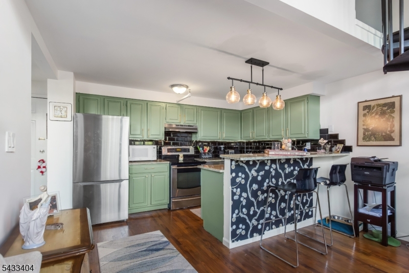 Loft  Commons - Residential