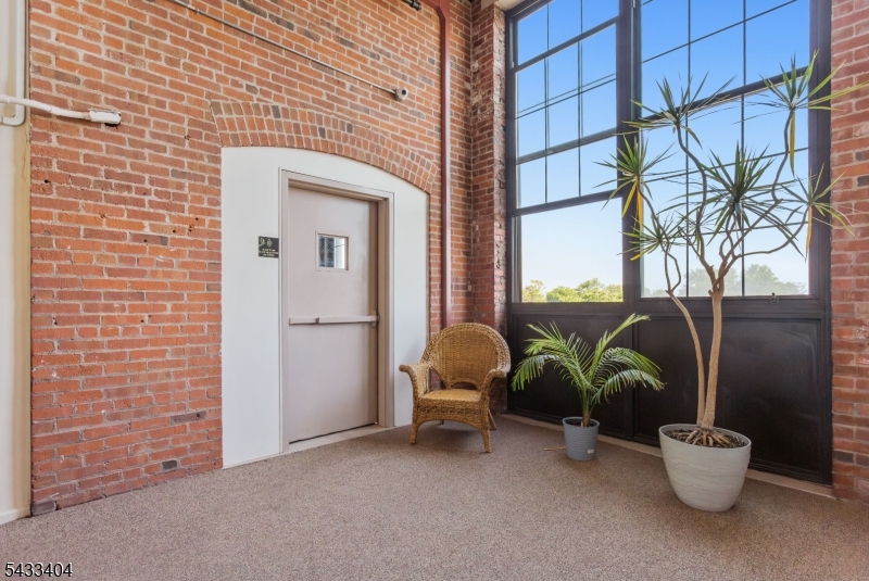 Loft  Commons - Residential