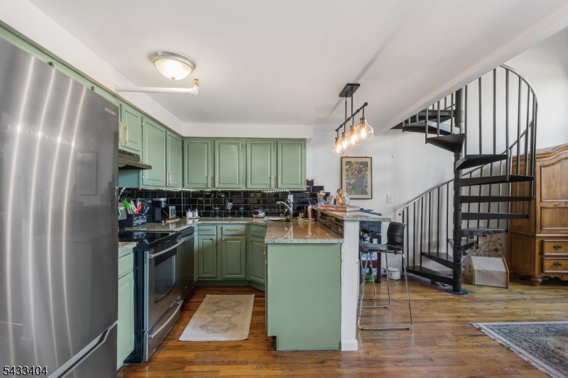 Loft  Commons - Residential