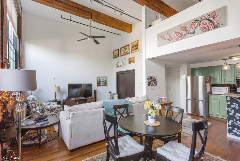Loft  Commons - Residential