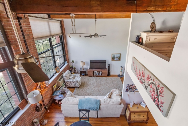 Loft  Commons - Residential