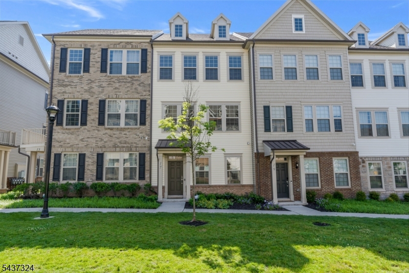 Livingston Square - Residential Lease