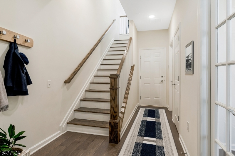 Livingston Square - Residential Lease