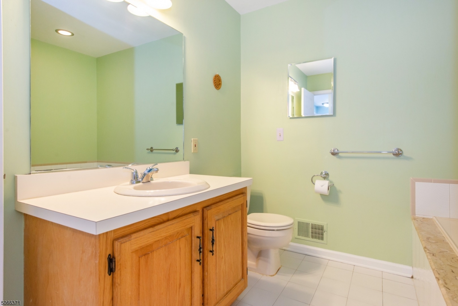 Oak Hill at Independence - Residential