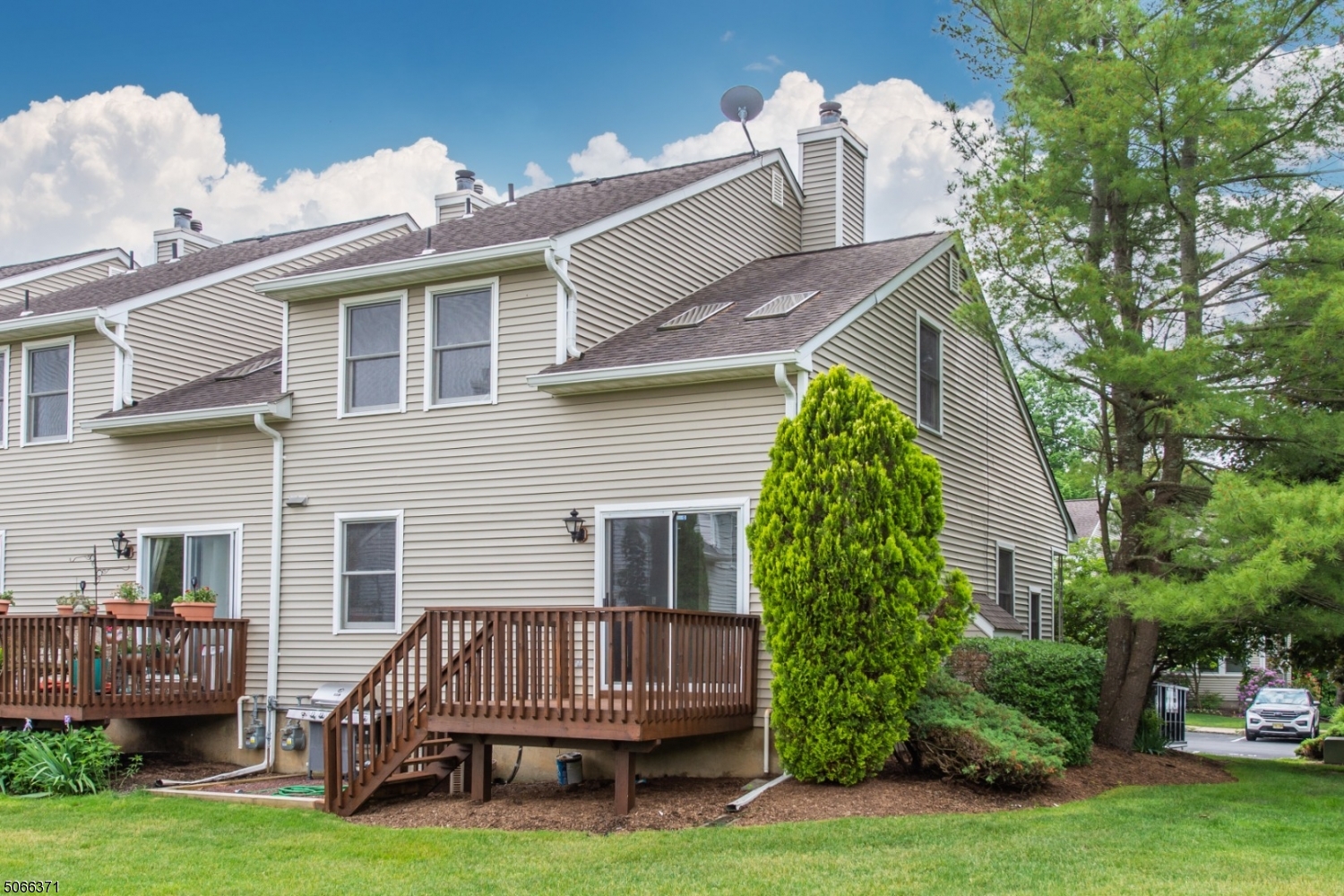 Oak Hill at Independence - Residential