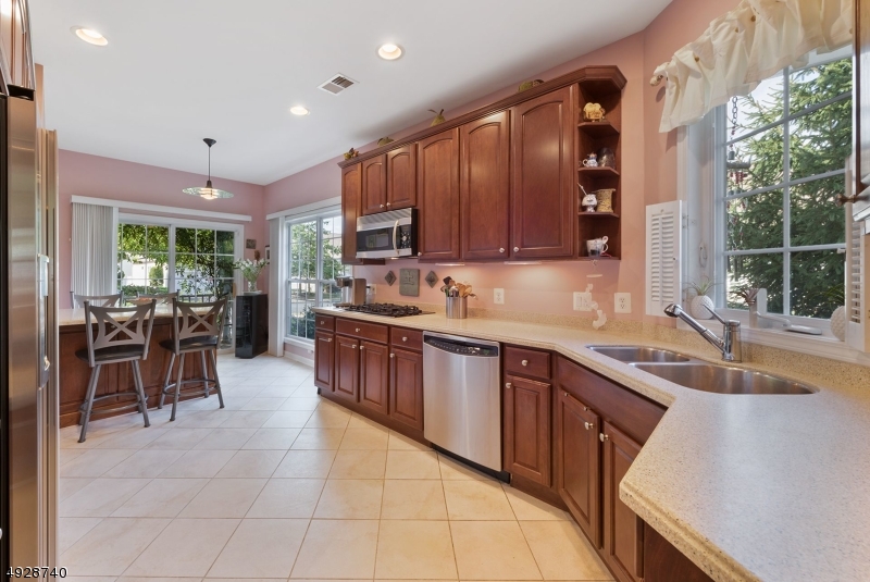 SOMERSET RUN - Residential