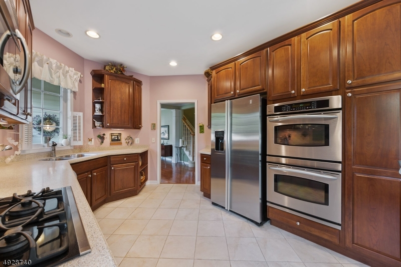 SOMERSET RUN - Residential