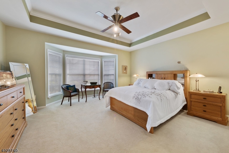 SOMERSET RUN - Residential