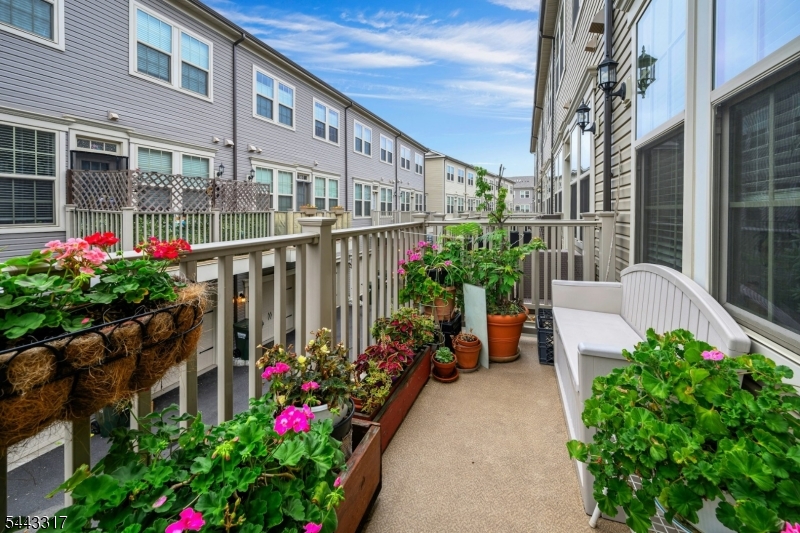 Somerville Station - Residential