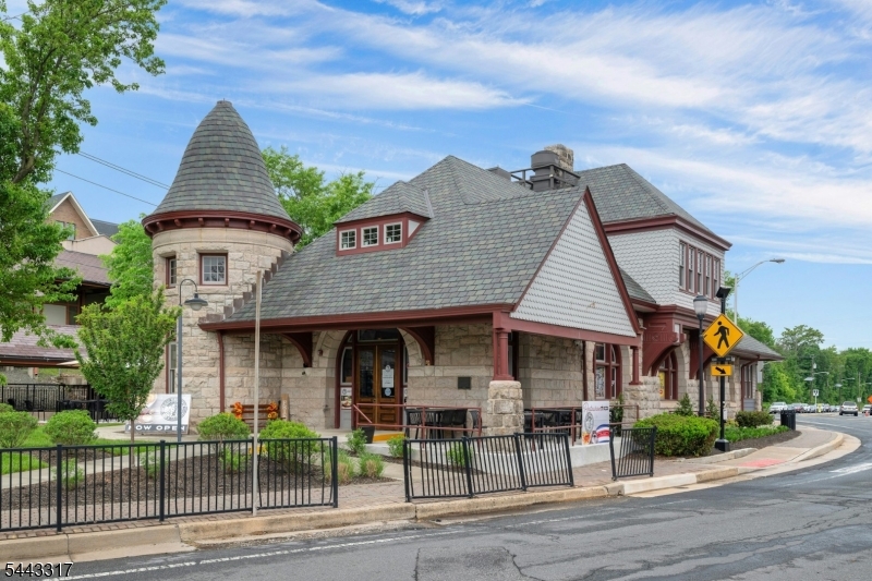 Somerville Station - Residential