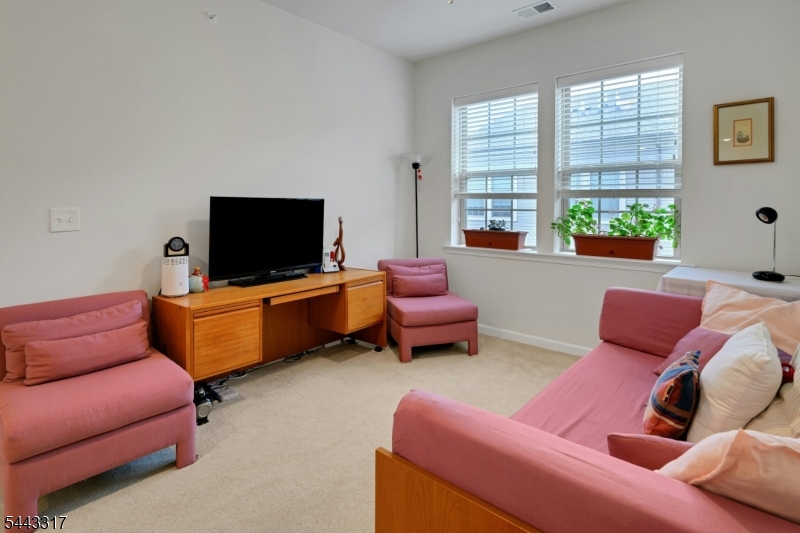 Somerville Station - Residential