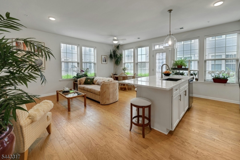 Somerville Station - Residential