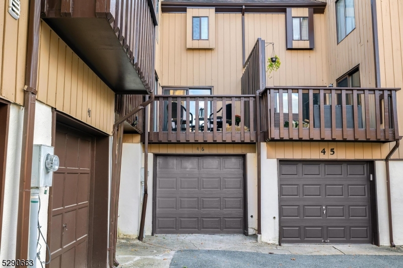 Hastings Square - Residential