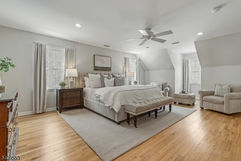 BROOKRACE - Residential