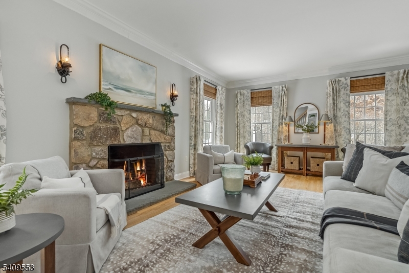 BROOKRACE - Residential