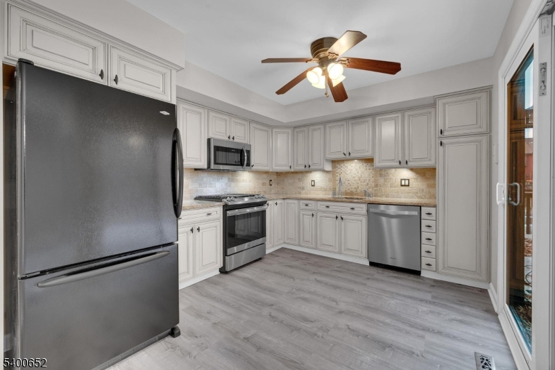 Hastings Square - Residential