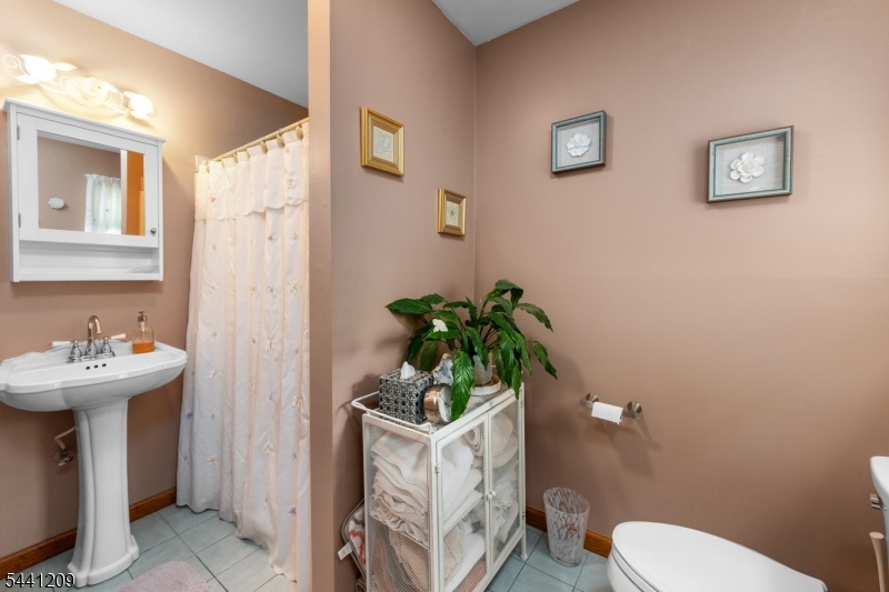 Upper Greenwood Lake - Residential