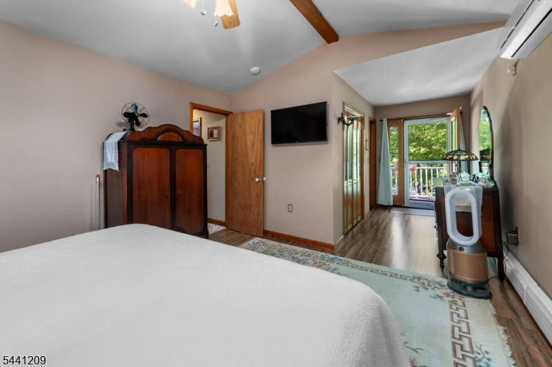 Upper Greenwood Lake - Residential