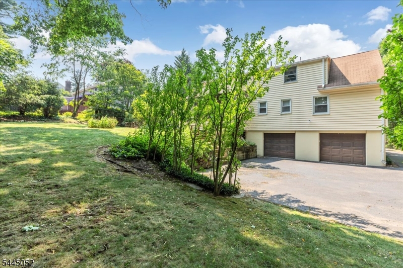 Hill Section - Residential