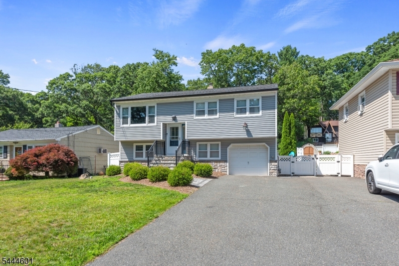 Shore Hills - Residential