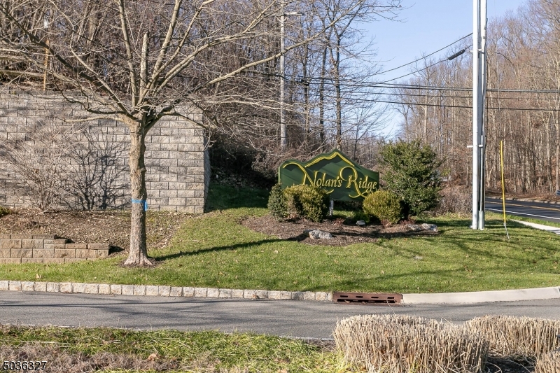 NOLAN'S RIDGE - Residential
