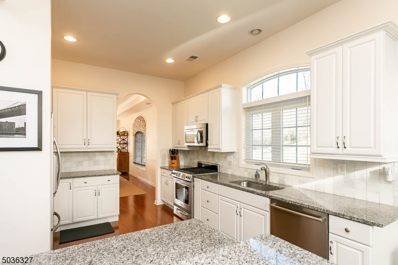 NOLAN'S RIDGE - Residential