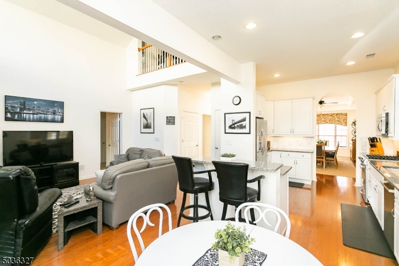 NOLAN'S RIDGE - Residential