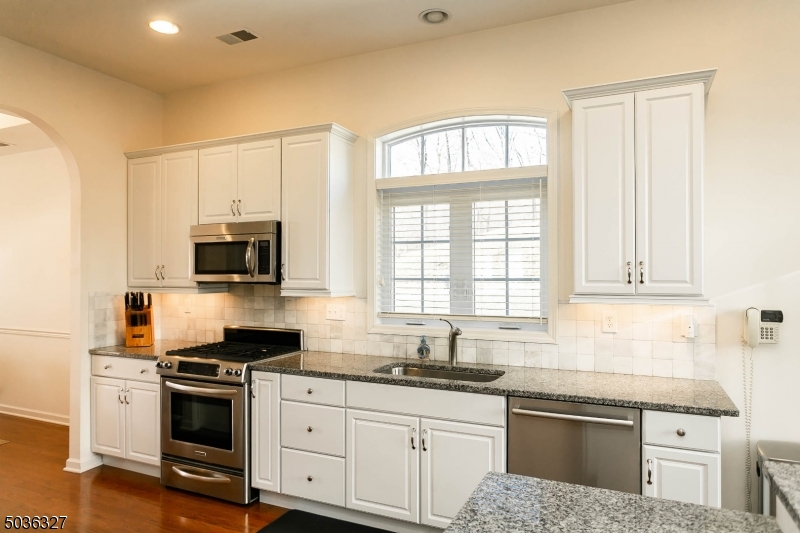 NOLAN'S RIDGE - Residential