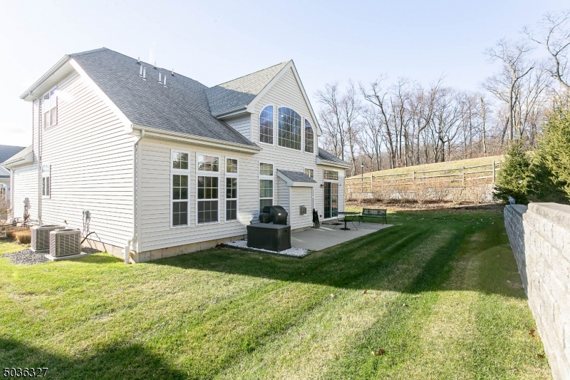 NOLAN'S RIDGE - Residential