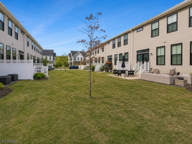 Monroe Place - Residential