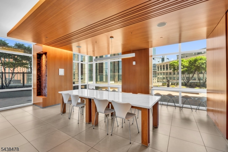 77 Hudson - Residential