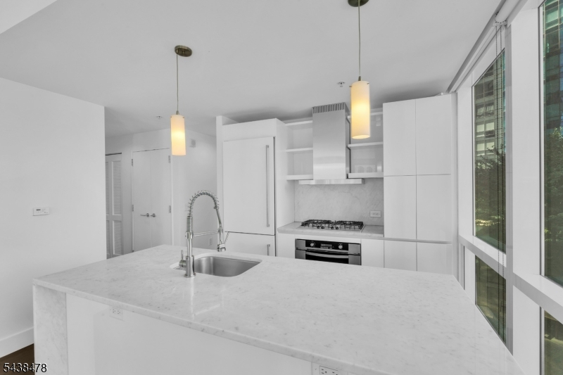77 Hudson - Residential