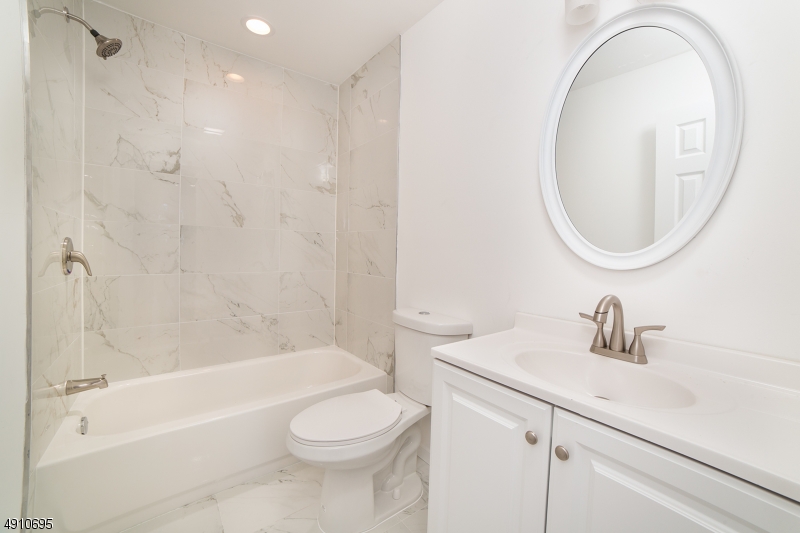 Highland Lakes - Residential